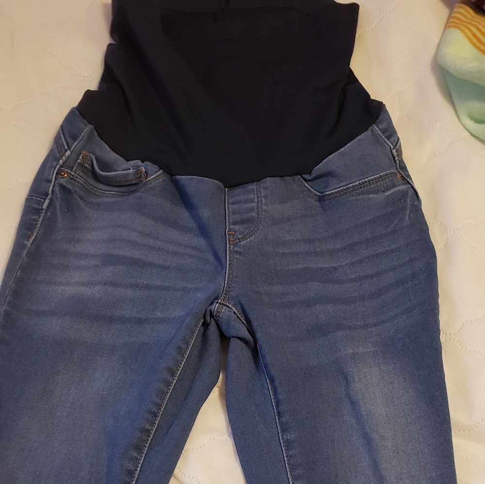 Maternity jeans